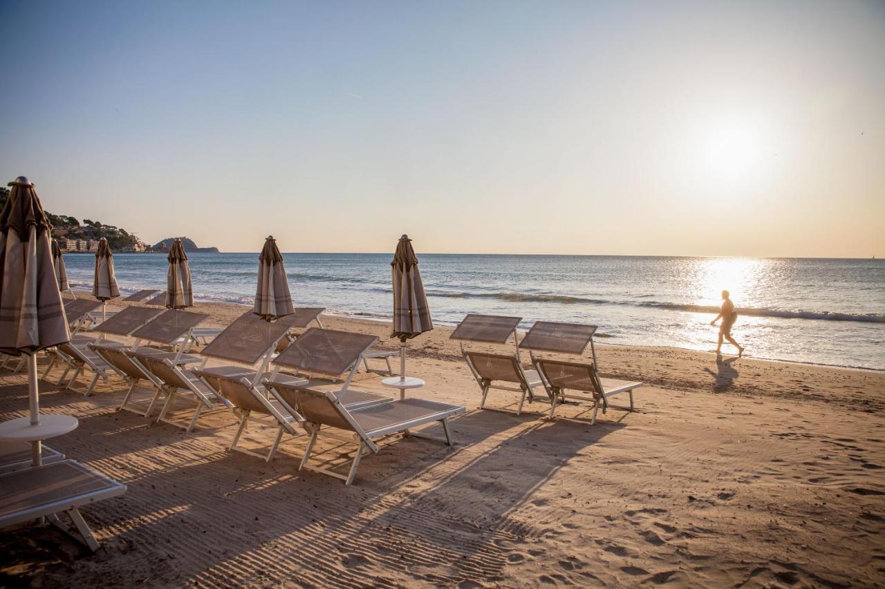 Hotel Lido Alassio Dış mekan fotoğraf